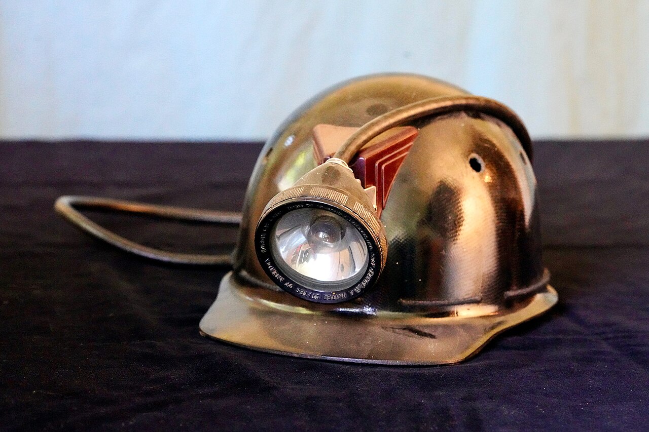 Casco minero